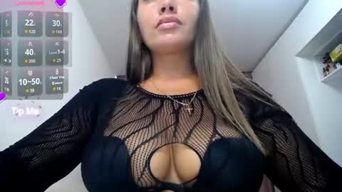 Snapshot of linasparks chatting on 07-22-26, 11:46 Lina Sparks online show from 07-22-26, 11:46