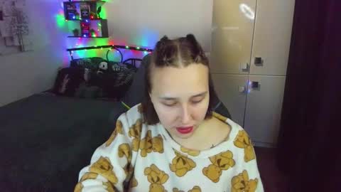 Lina online show from 02-16-26, 09:55