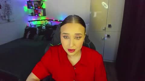 Lina online show from 02-19-26, 10:17