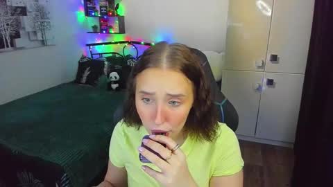 Lina online show from 03-02-26, 10:16