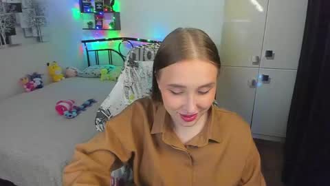 Lina online show from 05-19-26, 09:32