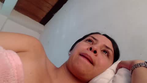 Lina online show from 10-18-25, 12:39