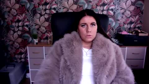 Snapshot of lincolnshirecouple21 chatting on 12-03-25, 10:46 lincolnshirecouple21 online show from 12-03-25, 10:46