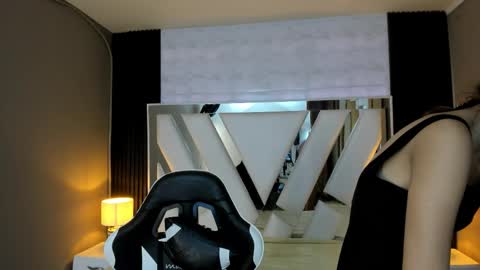  Linda  online show from 02-04-26, 06:47