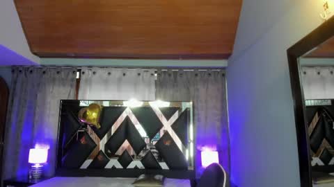 Snapshot of linda4petite chatting on 06-16-26, 06:21 Linda online show from 06-16-26, 06:21