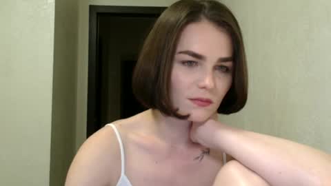 Snapshot of linda_aa chatting on 06-14-26, 07:38 Linda online show from 06-14-26, 07:38