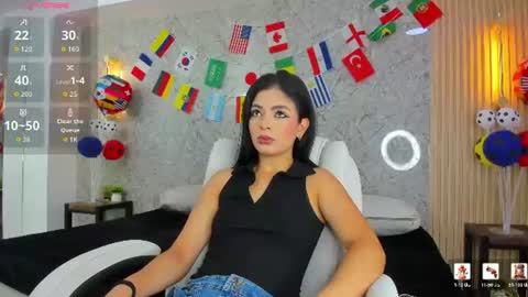 Snapshot of linda_cooper_ chatting on 07-07-26, 11:03 LINDA online show from 07-07-26, 11:03