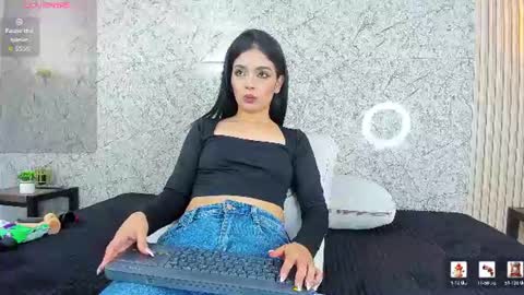 Snapshot of linda_cooper_ chatting on 07-20-26, 11:23 LINDA online show from 07-20-26, 11:23