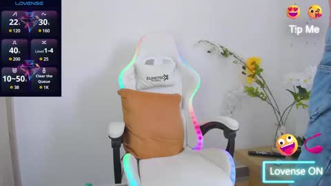 Linda online show from 01-23-25, 05:10