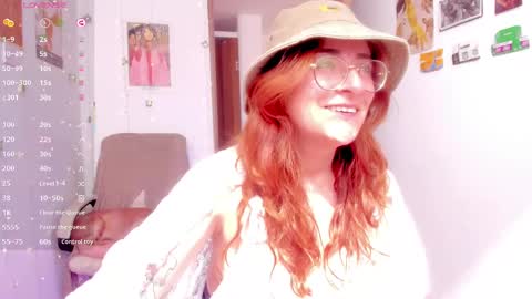 Giggles  online show from 09-23-25, 02:09