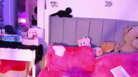 Lindaa maria  online show from 01-07-26, 10:34