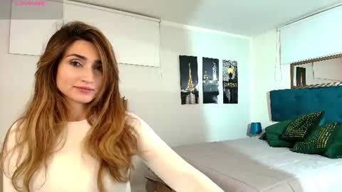 Snapshot of linda_morgan1 chatting on 06-29-26, 10:37 Maria Paula online show from 06-29-26, 10:37