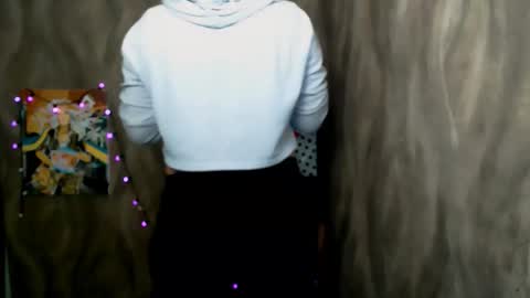 Linda online show from 12-18-25, 04:24