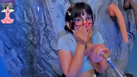 linda_sofi__ online show from 11-21-25, 09:57