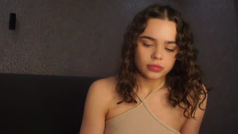 Linda online show from 04-30-26, 01:06