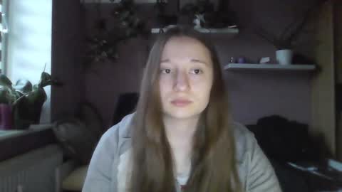 Snapshot of lindaamore chatting on 10-19-25, 03:12 LindaAmore online show from 10-19-25, 03:12