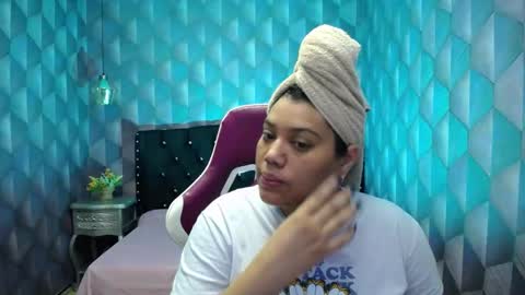    online show from 01-09-25, 03:04