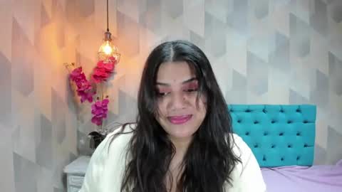 Snapshot of lindabreexlove chatting on 06-26-26, 01:26 online show from 06-26-26, 01:26