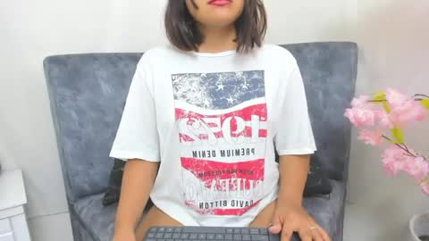Snapshot of lindacastro2 chatting on 04-27-26, 02:15 ig linda cw2 online show from 04-27-26, 02:15