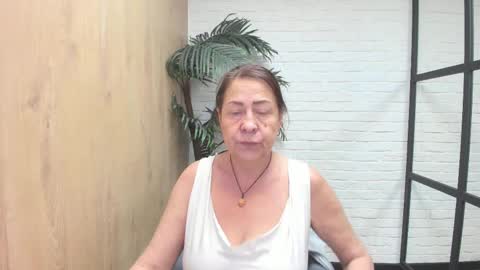 Linda online show from 04-01-26, 05:08