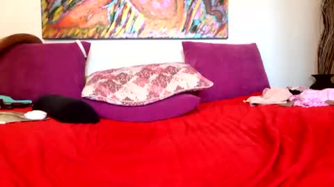 Linda online show from 06-27-26, 06:18