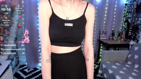 Snapshot of lindastrickland chatting on 02-03-25, 09:50 Linda plsss lets make a 1000 thumbs up for me 3 online show from 02-03-25, 09:50