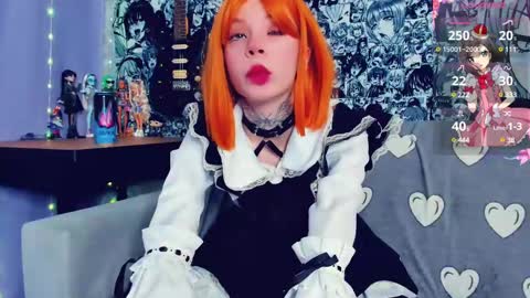 Snapshot of lindastrickland chatting on 02-10-25, 08:00 Linda plsss lets make a 1000 thumbs up for me 3 online show from 02-10-25, 08:00