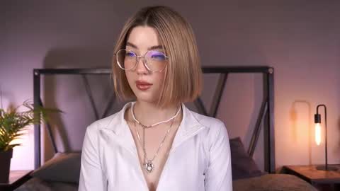 your Linda is back online show from 02-10-25, 11:15