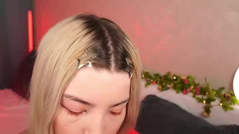 Linda online show from 05-14-26, 04:08