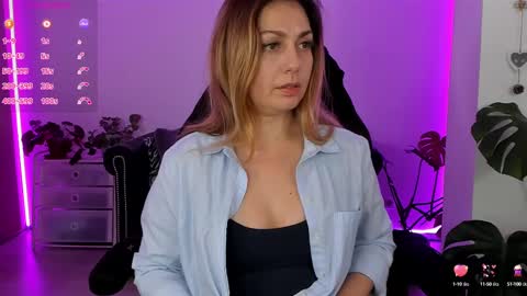 Linda  --  online show from 03-06-25, 09:53