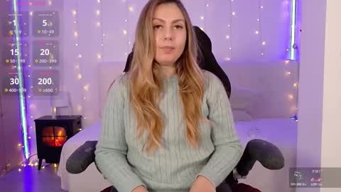 Snapshot of lindawhite_ chatting on 01-16-26, 10:14 Linda -- online show from 01-16-26, 10:14