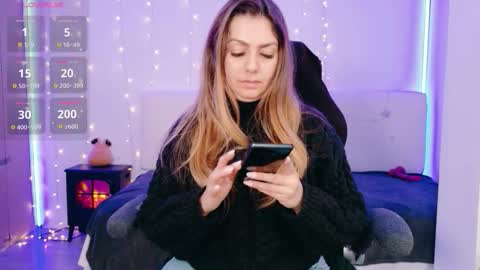 Snapshot of lindawhite_ chatting on 03-20-26, 05:40 Linda -- online show from 03-20-26, 05:40