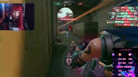 Snapshot of linddamortt chatting on 01-09-26, 10:33 CatalinaANIDEA online show from 01-09-26, 10:33