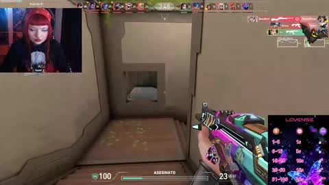 Snapshot of linddamortt chatting on 01-10-26, 10:58 CatalinaANIDEA online show from 01-10-26, 10:58