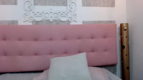 Snapshot of lindsey8 chatting on 12-15-24, 10:39 Lindsey online show from 12-15-24, 10:39
