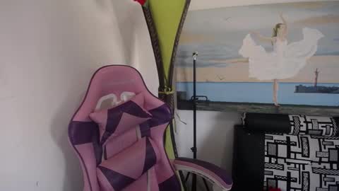 lindsey_2023 online show from 01-16-25, 03:13