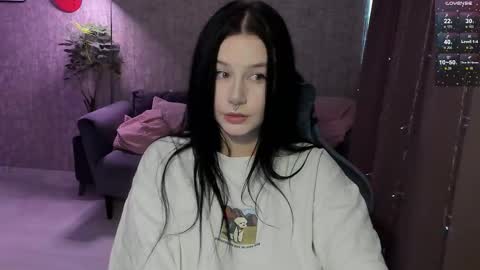 Snapshot of line_green chatting on 02-15-26, 05:26 Lina online show from 02-15-26, 05:26