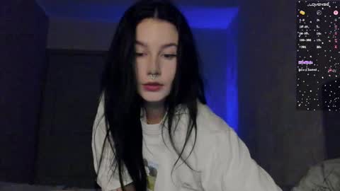 Snapshot of line_green chatting on 07-15-26, 02:22 Lina online show from 07-15-26, 02:22