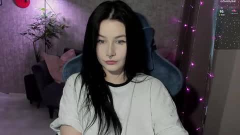 Snapshot of line_green chatting on 07-16-26, 09:04 Lina online show from 07-16-26, 09:04