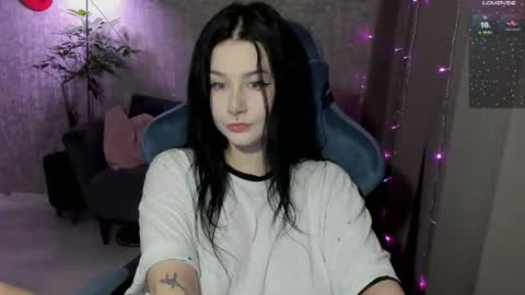 Snapshot of line_green chatting on 07-22-26, 02:20 Lina online show from 07-22-26, 02:20