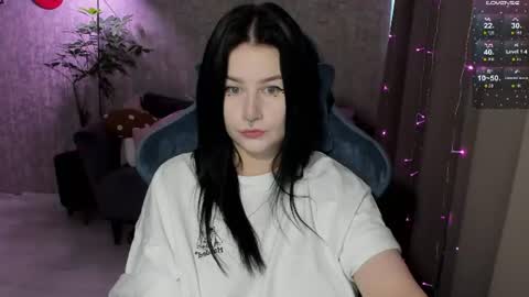 Snapshot of line_green chatting on 07-31-26, 03:50 Lina online show from 07-31-26, 03:50