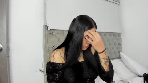 Snapshot of lineishon chatting on 10-20-25, 02:01 Lina online show from 10-20-25, 02:01