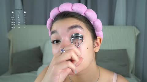 Kate online show from 10-24-25, 11:17