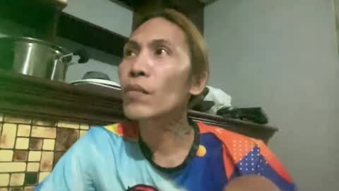 weng bustamante online show from 01-24-25, 04:17