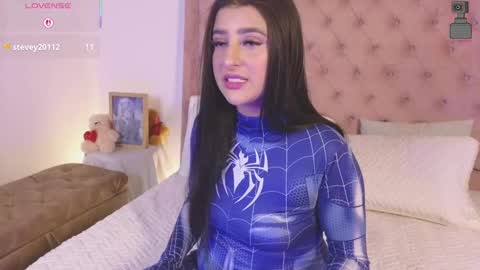 Snapshot of linoshka_1 chatting on 10-03-25, 08:39 Luciana online show from 10-03-25, 08:39