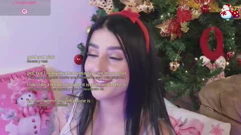 Snapshot of linoshka_1 chatting on 12-14-25, 08:24 Luciana online show from 12-14-25, 08:24