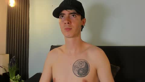 Snapshot of lio_____ chatting on 03-02-26, 07:15 Lio online show from 03-02-26, 07:15