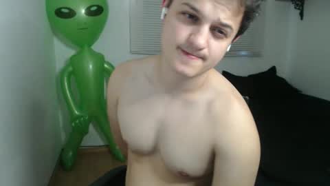 Snapshot of lioncluess chatting on 05-27-26, 07:00 Lion Cluess online show from 05-27-26, 07:00