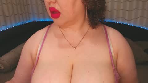 Snapshot of lipsaddiction chatting on 01-20-25, 01:32 LIpsAddiction online show from 01-20-25, 01:32