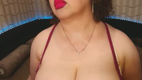 Snapshot of lipsaddiction chatting on 10-19-25, 07:47 LIpsAddiction online show from 10-19-25, 07:47